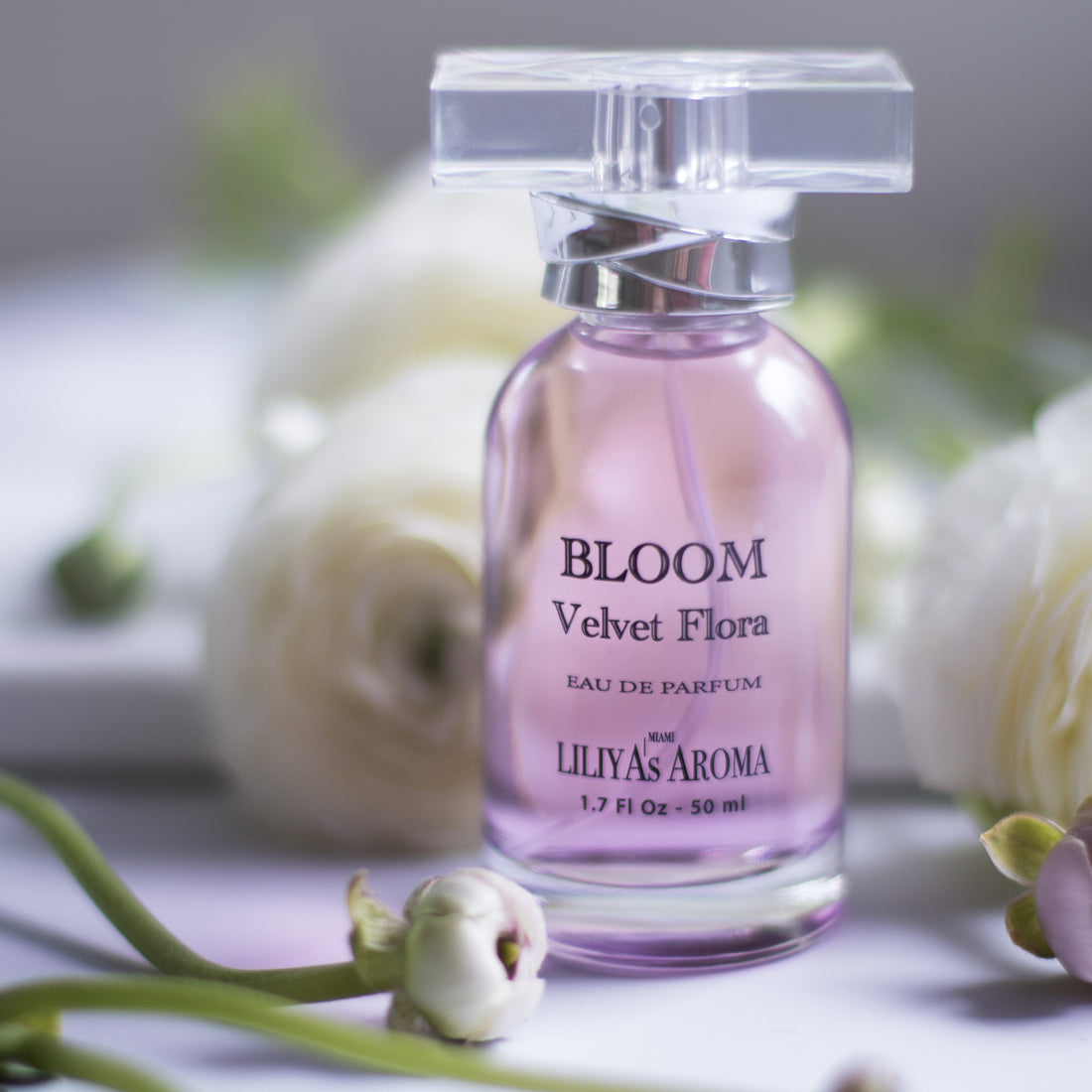 Bloom, Velvet Flora Tuberose, Jasmine, Amber, Eau de Parfum Spray, Perfume for Women 1.7 Fl Oz | 50 ml