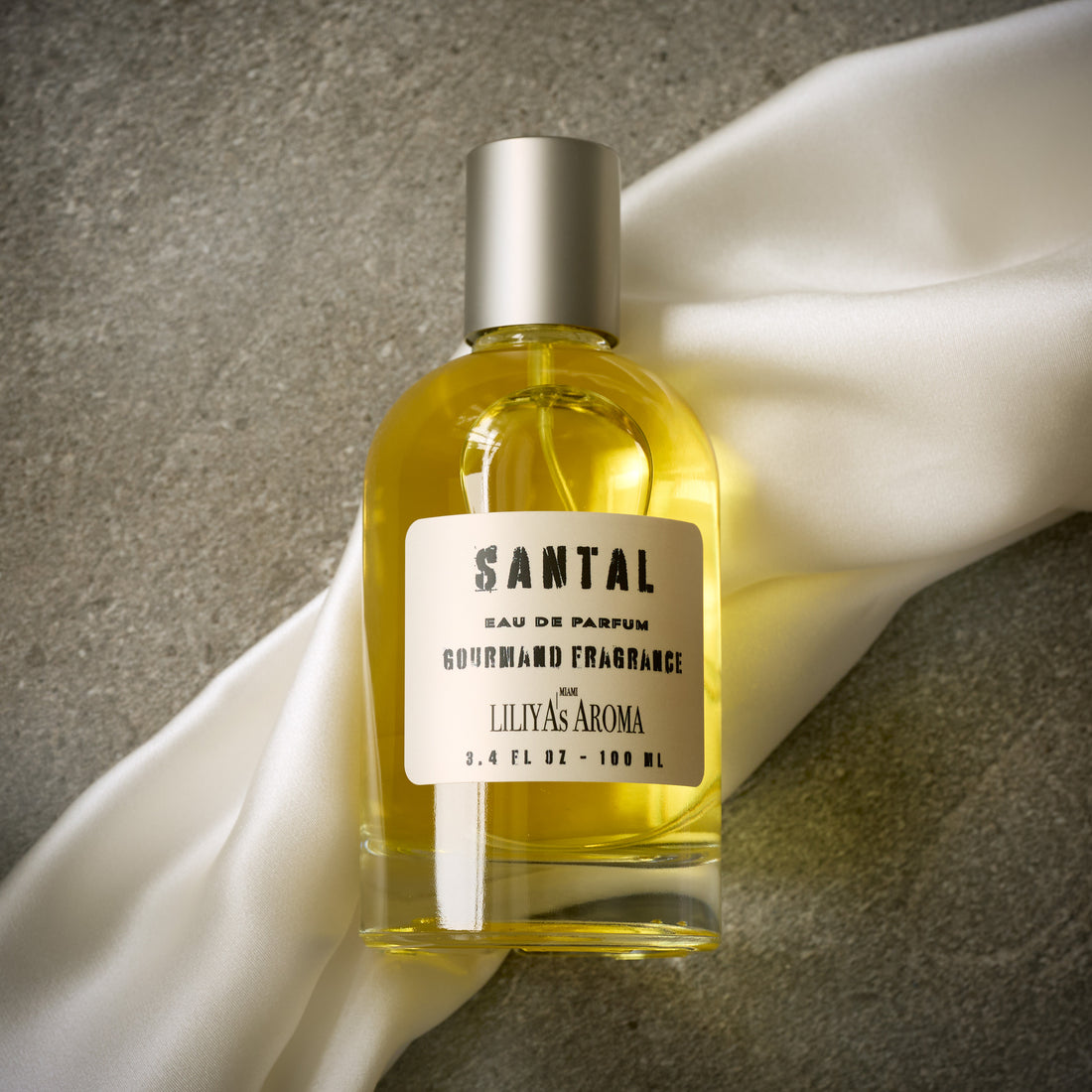 SANTAL Eau de Parfum - Cardamom, Iris, Sandalwood