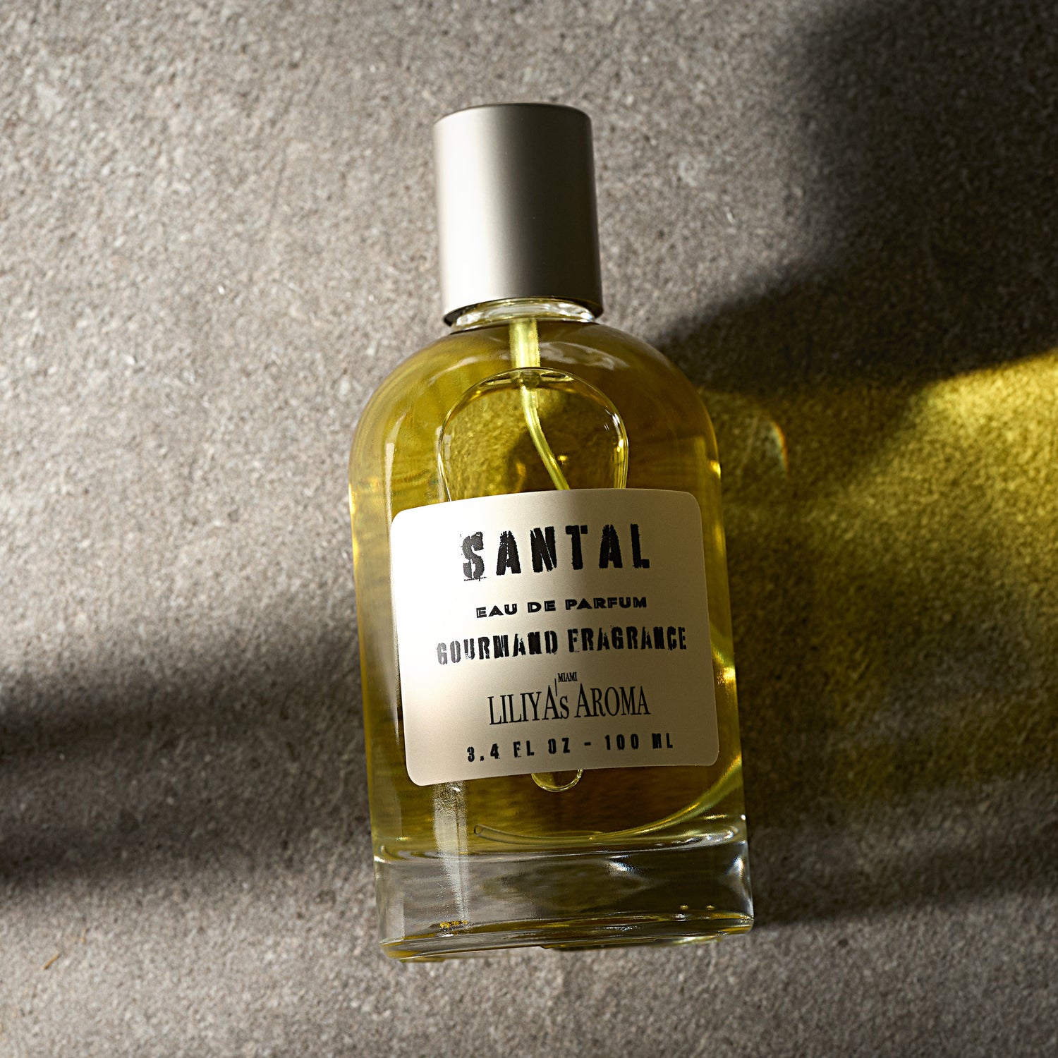 SANTAL Eau de Parfum - Cardamom, Iris, Sandalwood